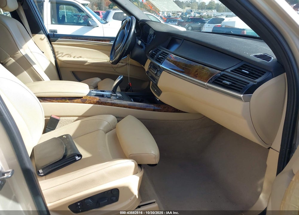 2013 BMW X5 XDRIVE35I/XDRIVE35I PREMIUM/XDRIVE35I SPORT ACTIVITY VIN: 5UXZV4C56D0B23560