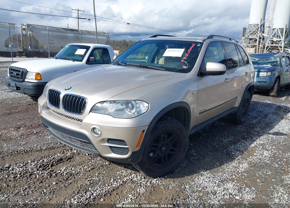 2013 BMW X5 XDRIVE35I/XDRIVE35I PREMIUM/XDRIVE35I SPORT ACTIVITY VIN: 5UXZV4C56D0B23560