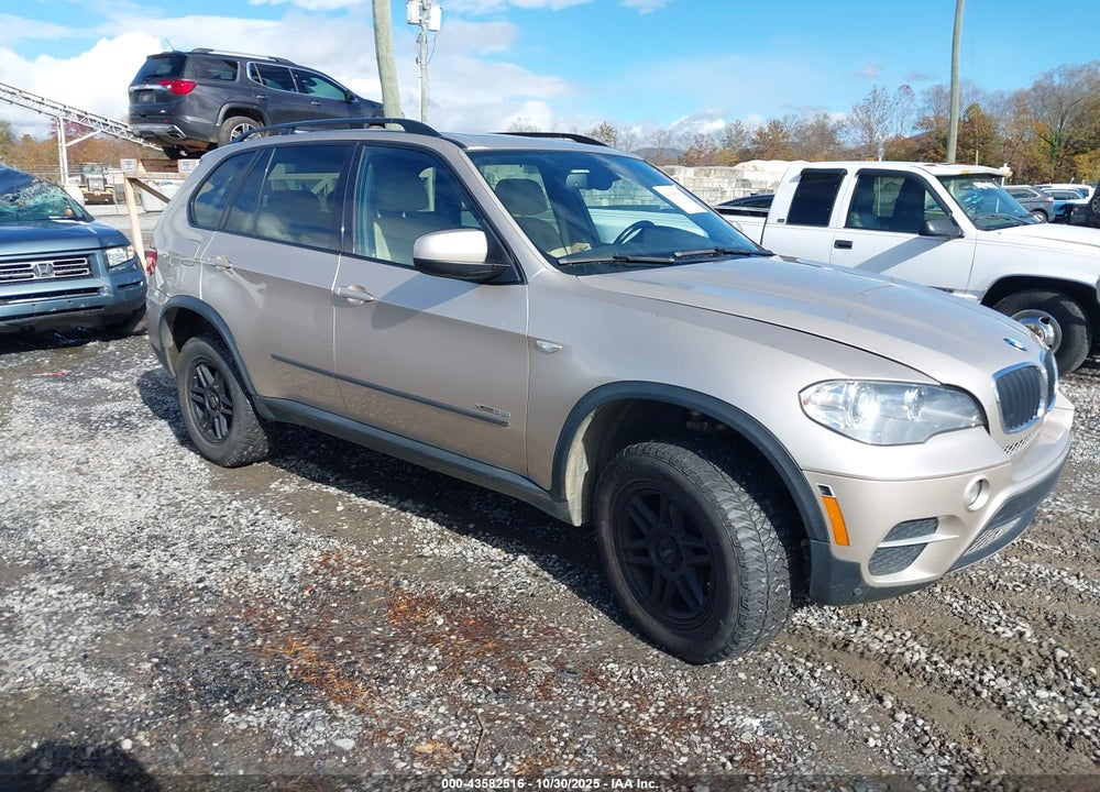 2013 BMW X5 XDRIVE35I/XDRIVE35I PREMIUM/XDRIVE35I SPORT ACTIVITY VIN: 5UXZV4C56D0B23560