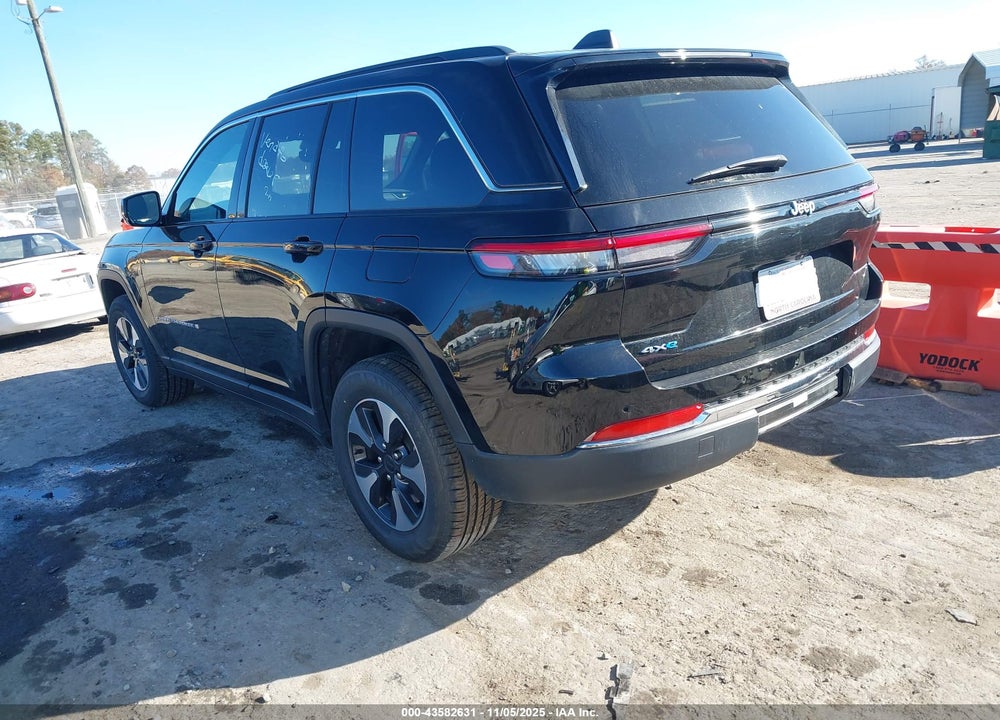2024 JEEP GRAND CHEROKEE 4XE VIN: 1C4RJYB66RC120630