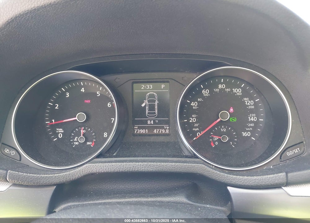 2016 VOLKSWAGEN PASSAT VIN: 1VWAT7A39GC066453