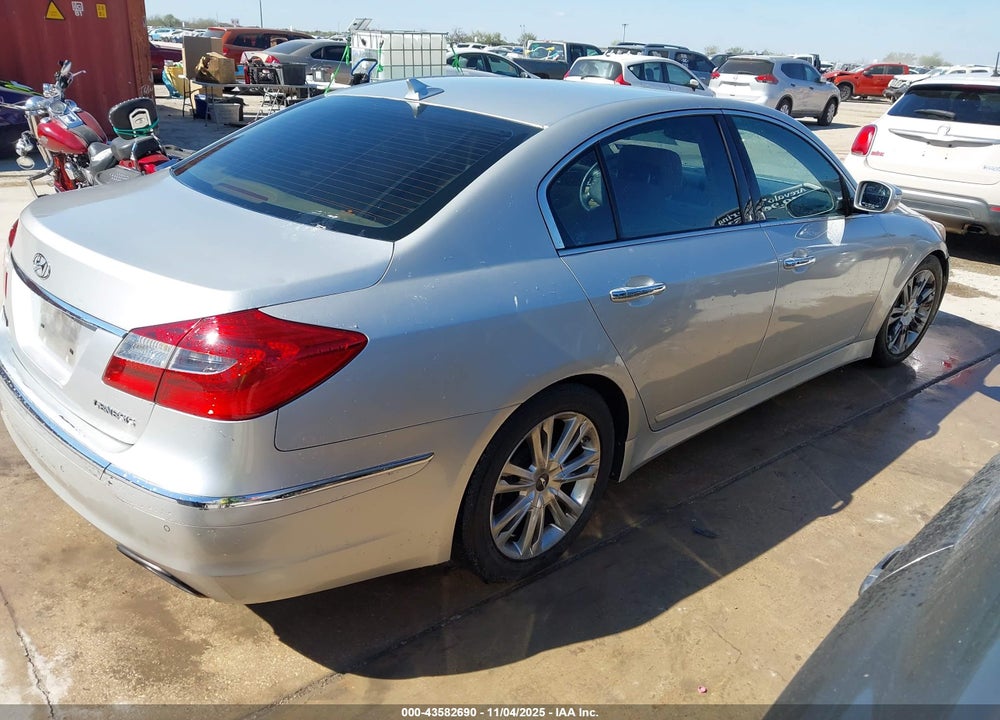 2012 HYUNDAI GENESIS 3.8 VIN: KMHGC4DD2CU173523