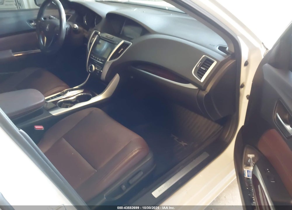 2015 ACURA TLX V6 TECH VIN: 19UUB3F58FA008903