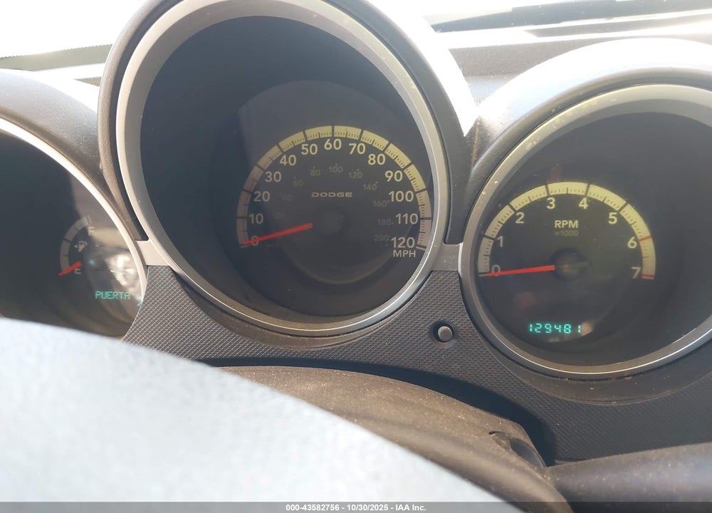2011 DODGE NITRO SXT VIN: 1D4PT5GK9BW550374