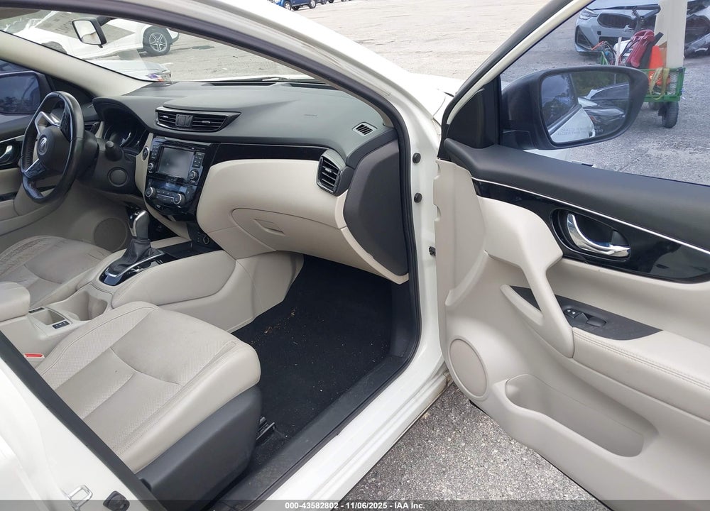 2018 NISSAN ROGUE SPORT VIN: JN1BJ1CP6JW103882