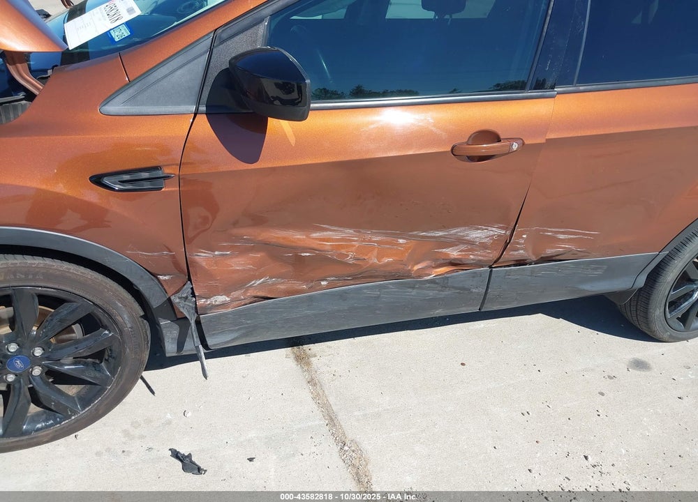 2017 FORD ESCAPE SE VIN: 1FMCU0GD6HUB02011