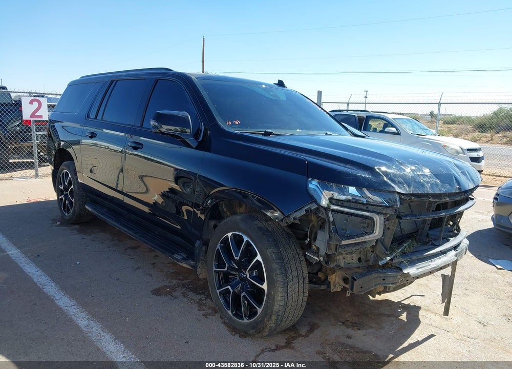 2022 CHEVROLET SUBURBAN 4WD RST VIN: 1GNSKEKD0NR129155
