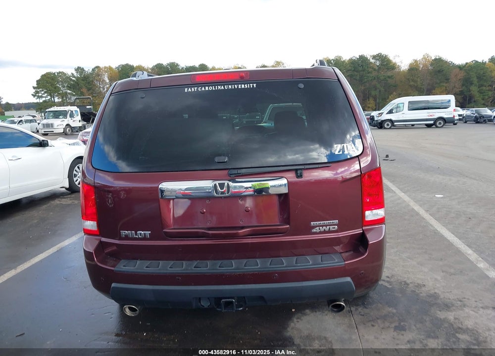 2011 HONDA PILOT TOURING VIN: 5FNYF4H93BB022350