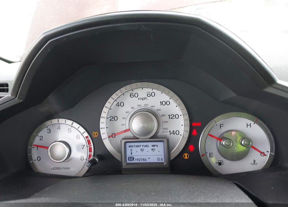 2011 HONDA PILOT TOURING VIN: 5FNYF4H93BB022350