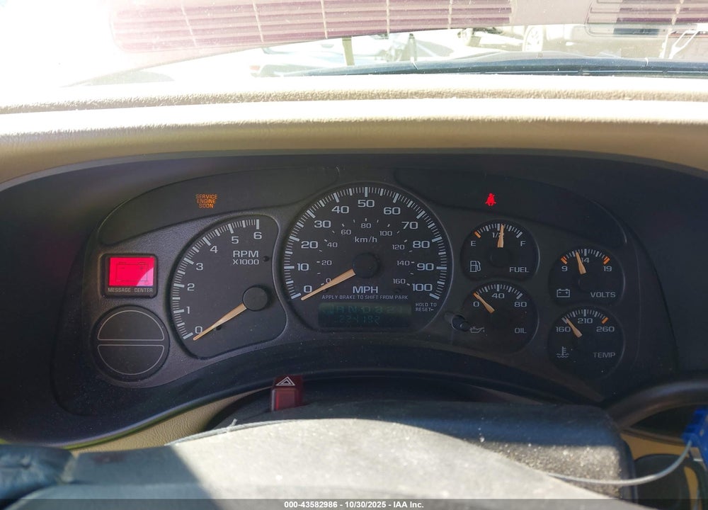 2002 CHEVROLET SILVERADO 1500 LS VIN: 2GCEK19T521220356