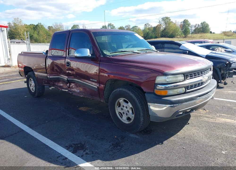 2002 CHEVROLET SILVERADO 1500 LS VIN: 2GCEK19T521220356
