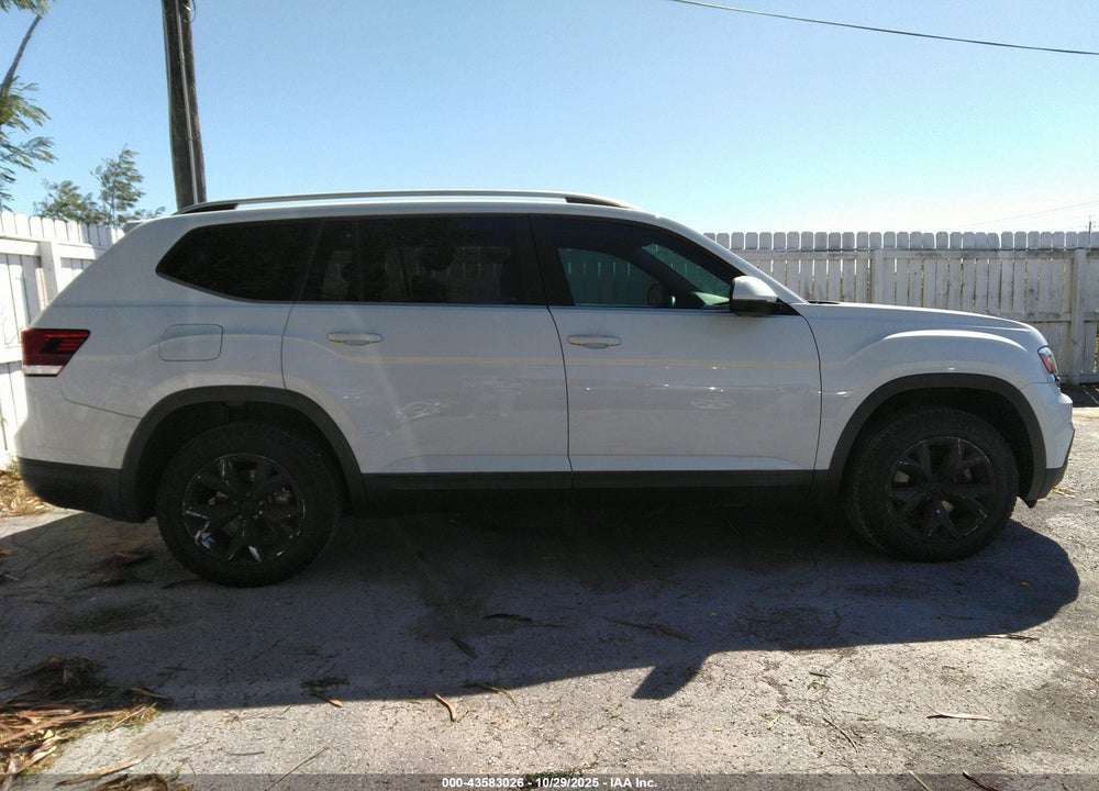2018 VOLKSWAGEN ATLAS 3.6L V6 S VIN: 1V2GR2CAXJC528826