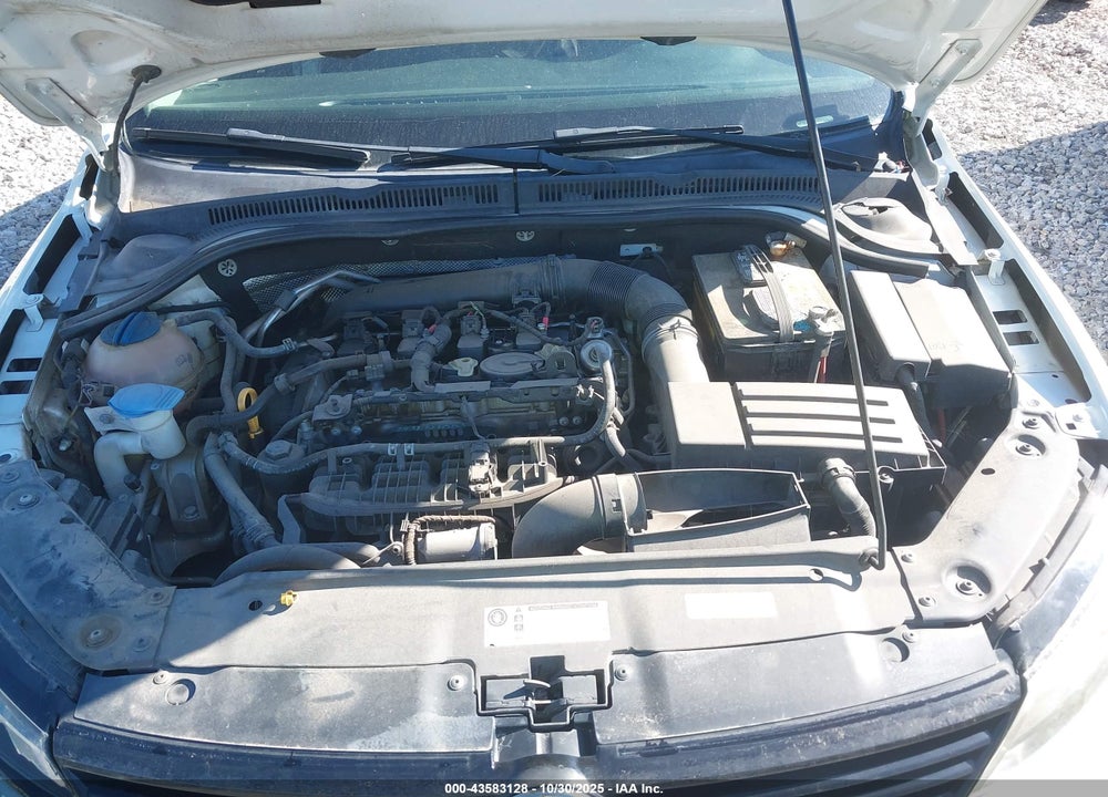 2014 VOLKSWAGEN JETTA 1.8T SE VIN: 3VWD17AJ9EM417231