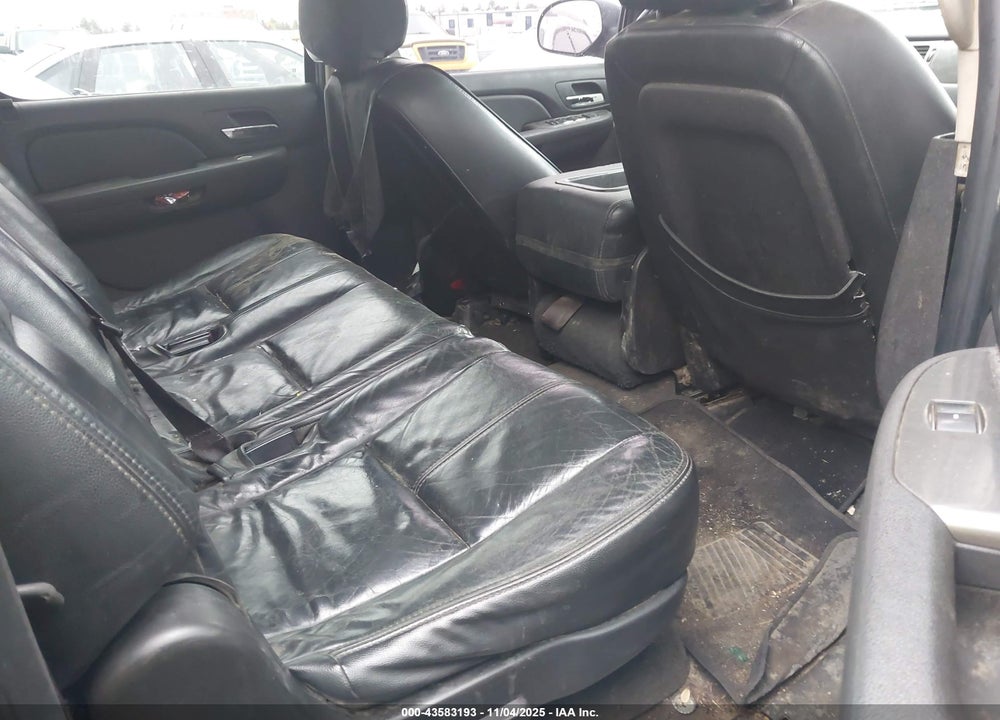 2007 CHEVROLET SUBURBAN 1500 LS VIN: 3GNFC16077G259466