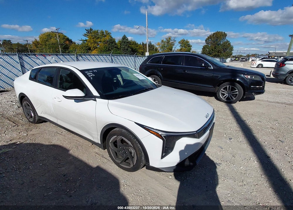 2025 KIA K4 EX VIN: 3KPFU4DE6SE197973