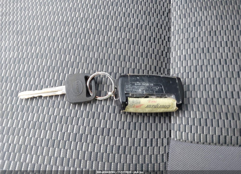 2005 TOYOTA RAV4 VIN: JTEGD20V750062492