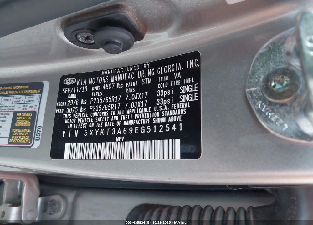 2014 KIA SORENTO LX VIN: 5XYKT3A69EG512541