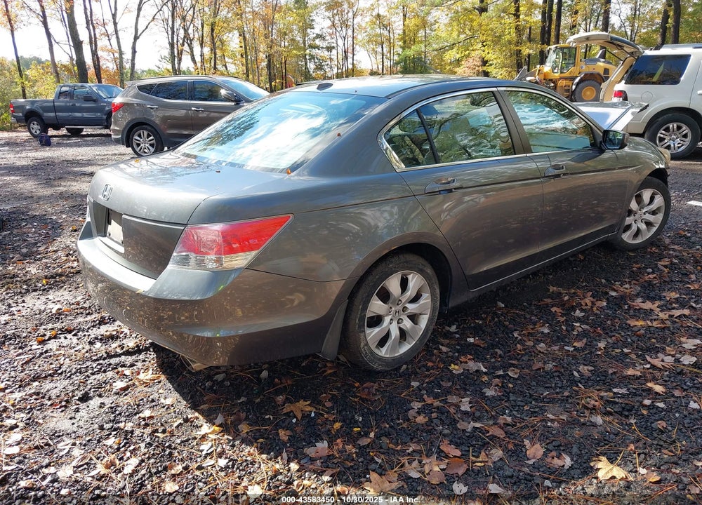 2010 HONDA ACCORD 2.4 EX-L VIN: 1HGCP2F81AA064952