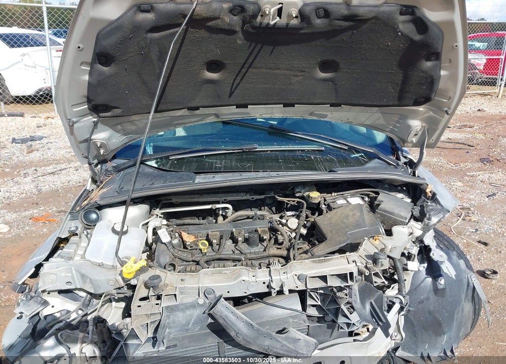 2016 FORD FOCUS SE VIN: 1FADP3K28GL389465
