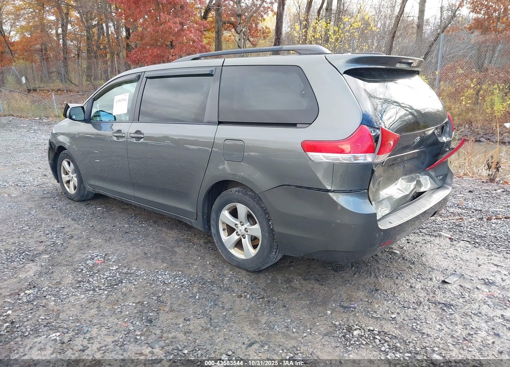 2011 TOYOTA SIENNA LE V6 VIN: 5TDKK3DC1BS160252