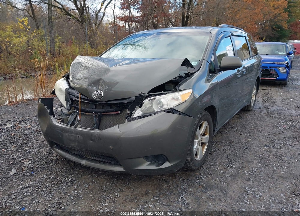 2011 TOYOTA SIENNA LE V6 VIN: 5TDKK3DC1BS160252