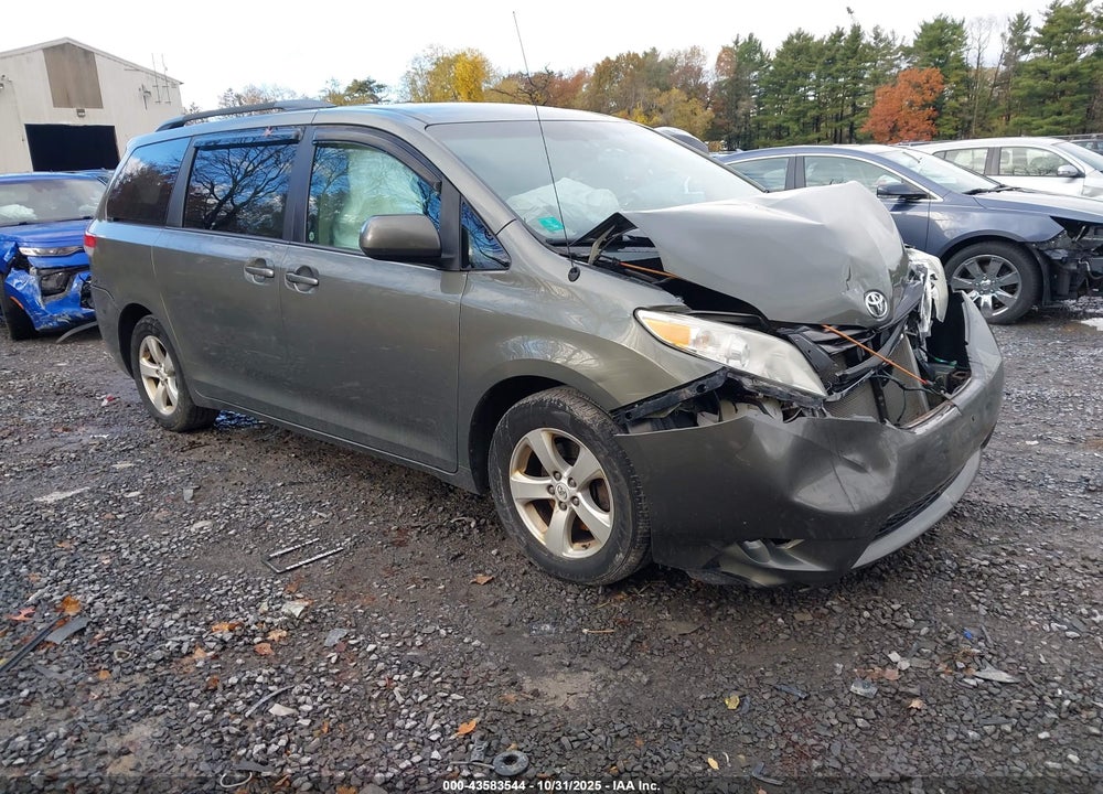 2011 TOYOTA SIENNA LE V6 VIN: 5TDKK3DC1BS160252