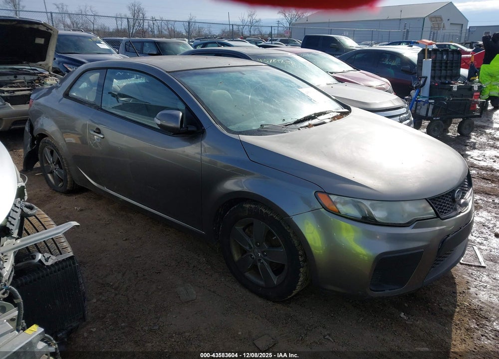 2010 KIA FORTE KOUP EX VIN: KNAFU6A20A5154405