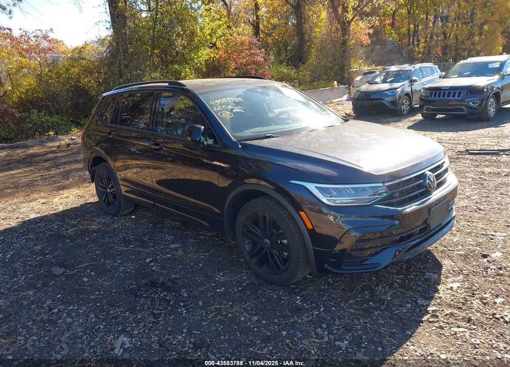 2022 VOLKSWAGEN TIGUAN 2.0T SE R-LINE BLACK VIN: 3VV8B7AX7NM103620