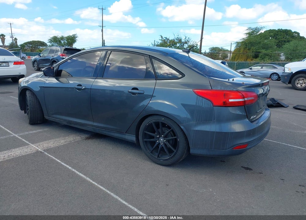 2017 FORD FOCUS SE VIN: 1FADP3F21HL230220