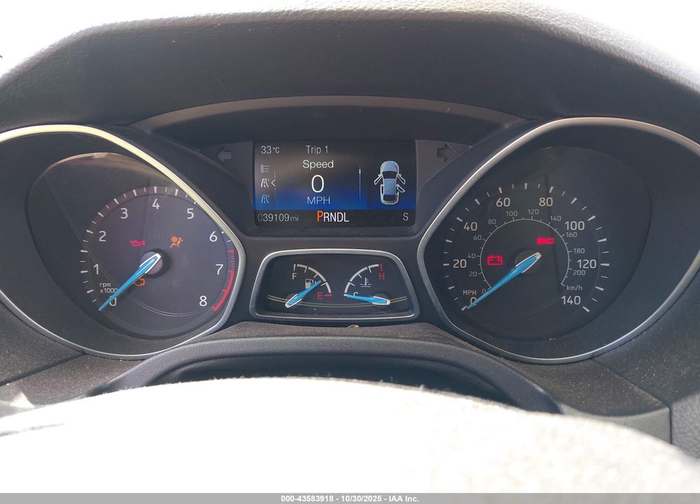 2017 FORD FOCUS SE VIN: 1FADP3F21HL230220