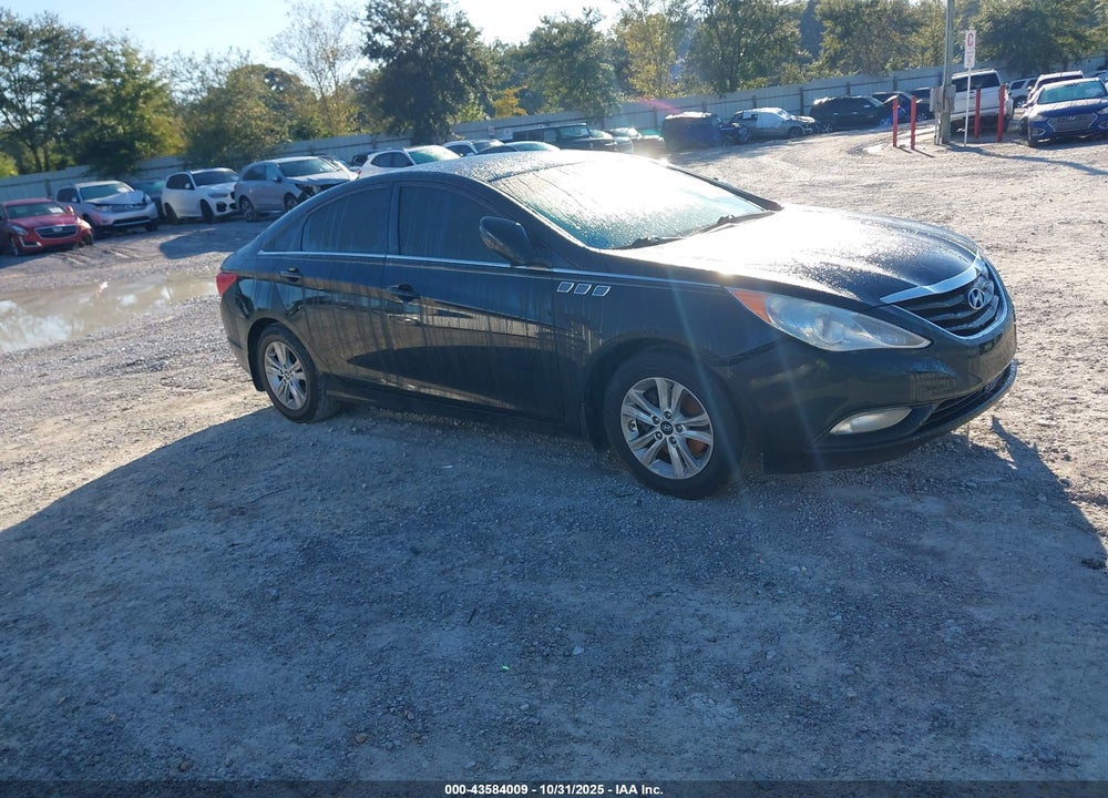 2013 HYUNDAI SONATA GLS VIN: 5NPEB4AC6DH757302