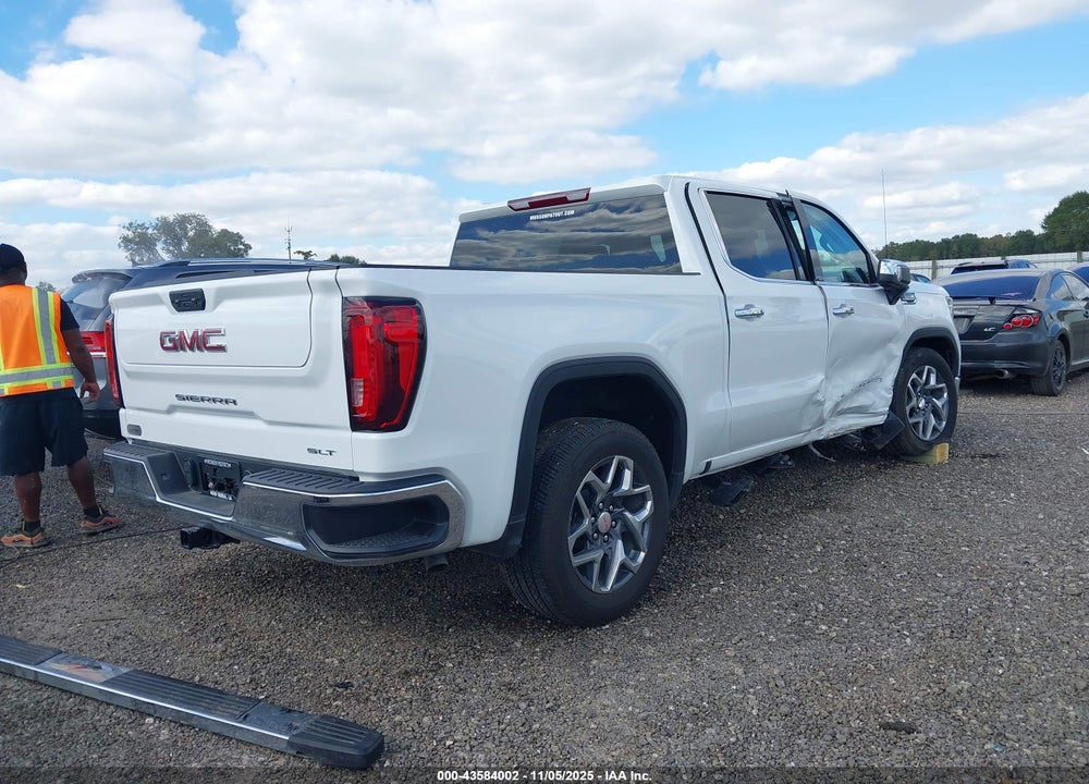 2025 GMC SIERRA 1500 2WD SHORT BOX SLT VIN: 3GTPHDED2SG224878