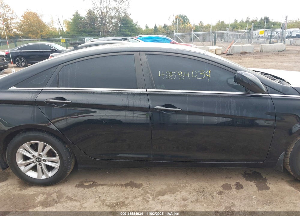 2013 HYUNDAI SONATA VIN: 5NPEB4AC0DH808194
