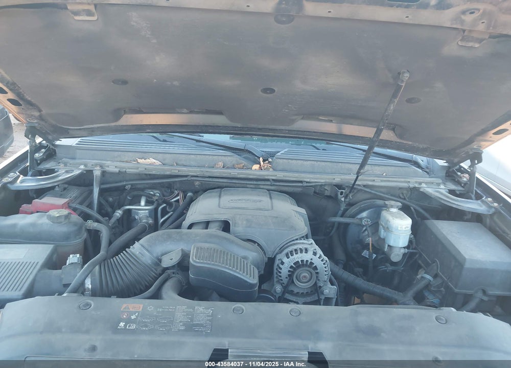 2013 CHEVROLET SUBURBAN 1500 LT VIN: 1GNSKJE78DR360625