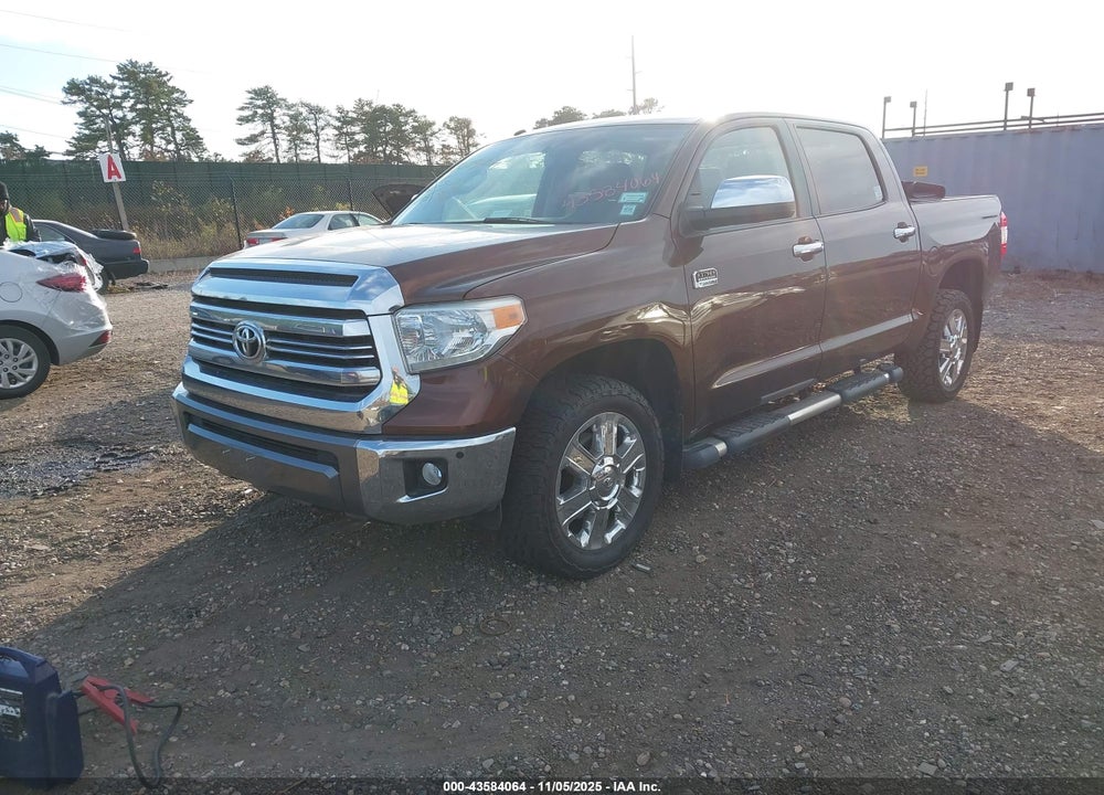 2017 TOYOTA TUNDRA VIN: 5TFAY5F11HX650792