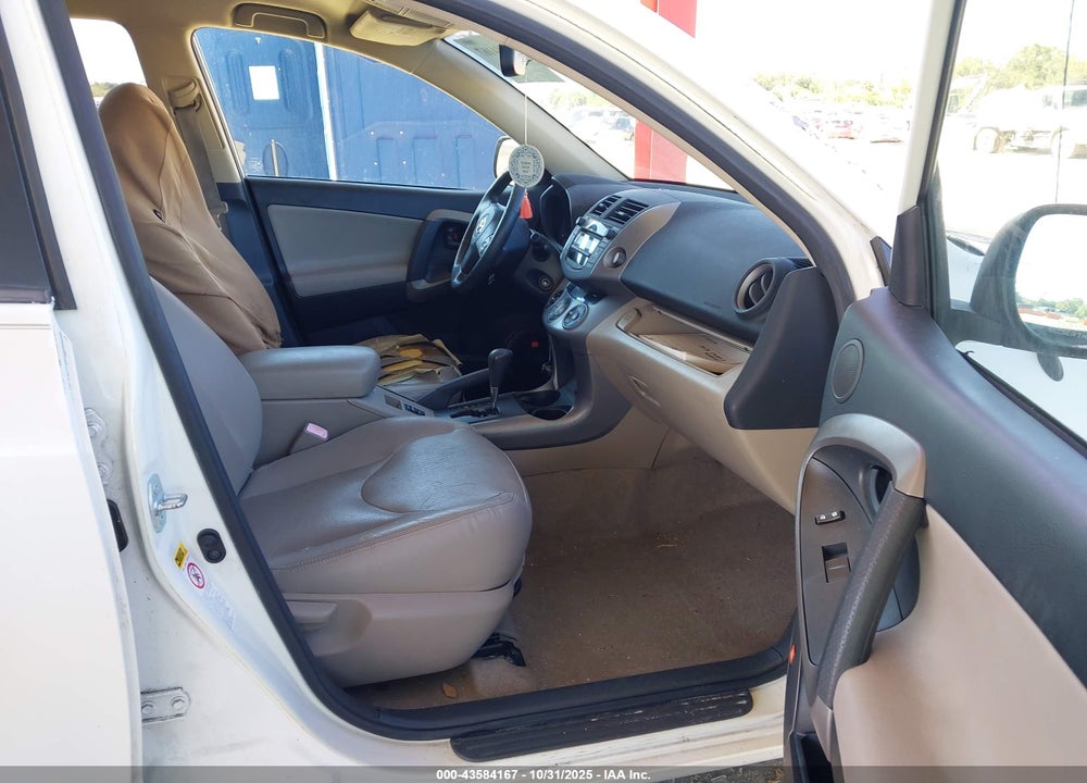 2008 TOYOTA RAV4 VIN: JTMZD31V985084339
