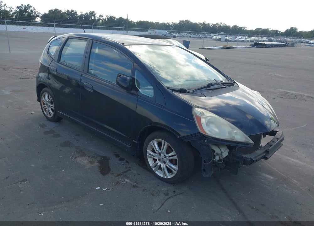 2009 HONDA FIT VIN: JHMGE88609S043650