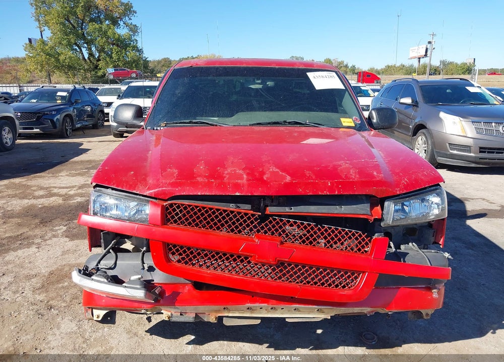 2005 CHEVROLET SILVERADO 1500 LS VIN: 2GCEC19T651322718