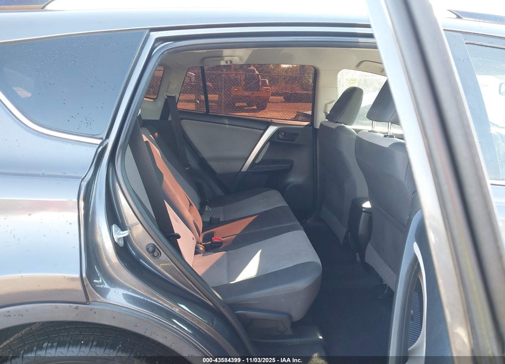 2014 TOYOTA RAV4 VIN: JTMZFREV4EJ021823