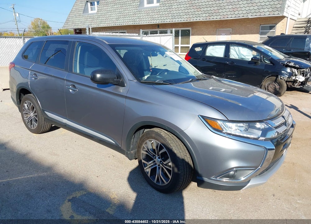 2016 MITSUBISHI OUTLANDER ES VIN: JA4AD2A37GZ003300