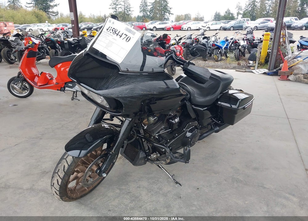 2023 HARLEY-DAVIDSON FLTRXST VIN: 1HD1ACL10PB659085