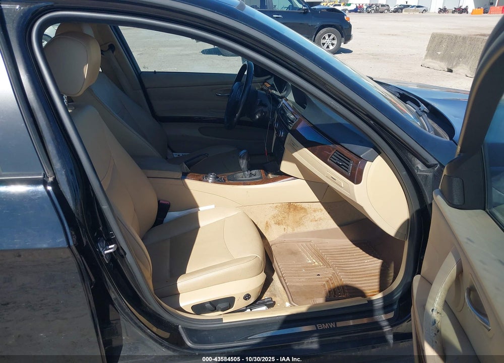 2011 BMW 3 SERIES VIN: WBAPK5G55BNN26909