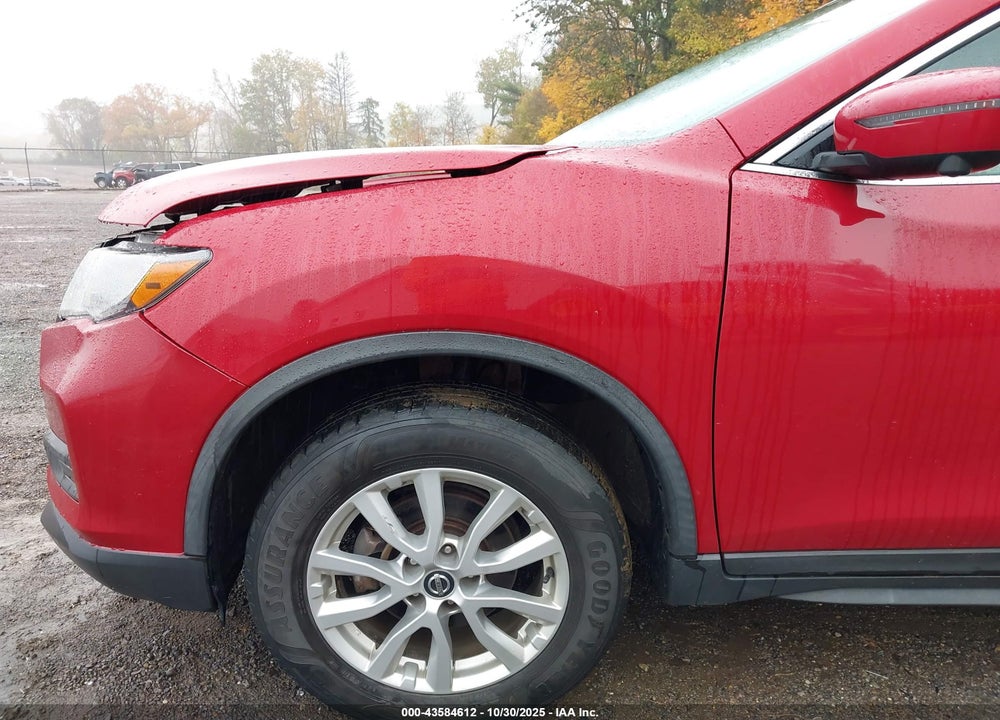 2017 NISSAN ROGUE SV VIN: JN8AT2MV8HW268028