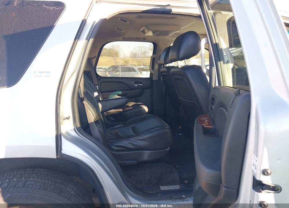 2013 CHEVROLET TAHOE LTZ VIN: 1GNSKCE05DR130748