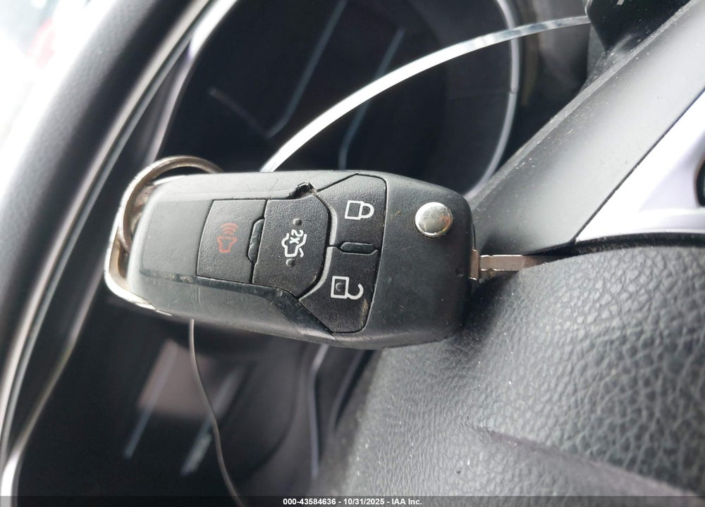 2015 FORD FUSION SE VIN: 3FA6P0T93FR163868