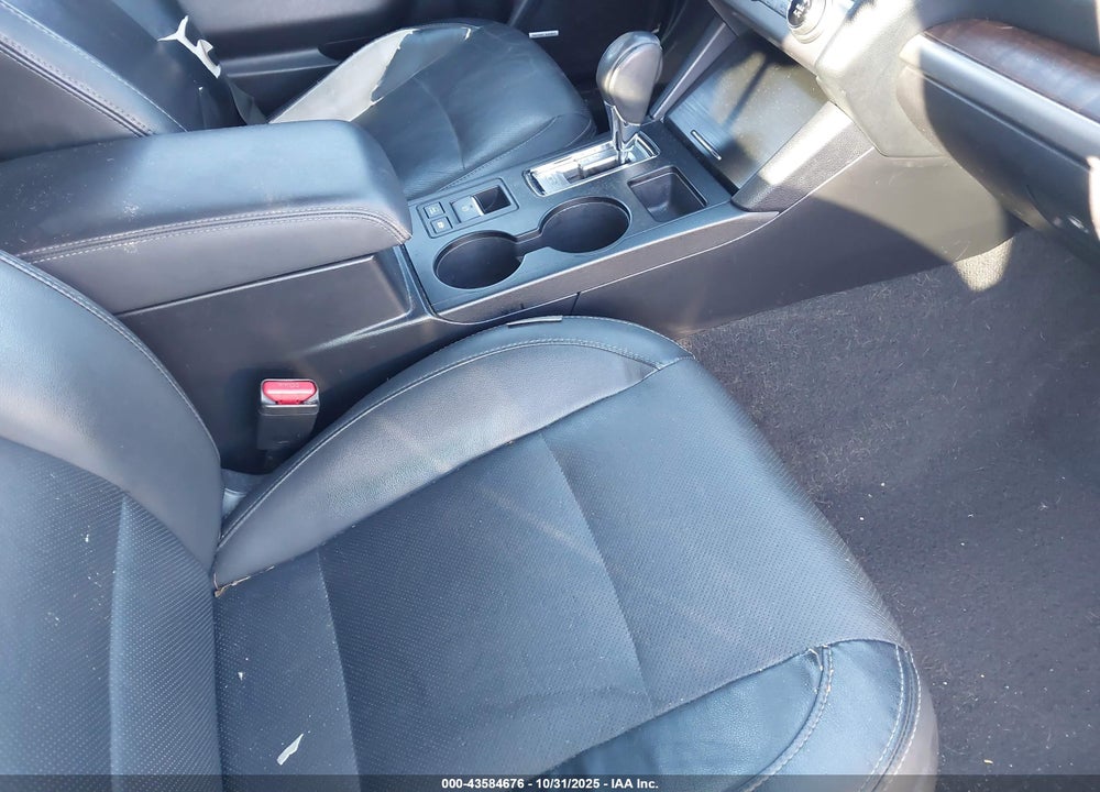 2015 SUBARU OUTBACK 2.5I LIMITED VIN: 4S4BSALCXF3268636