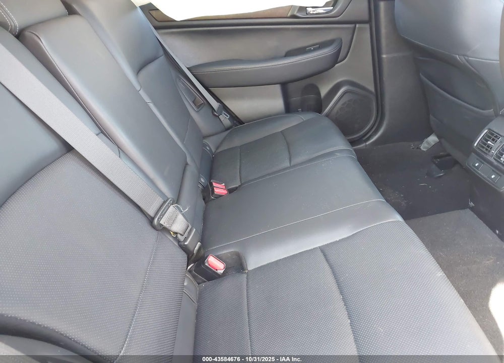 2015 SUBARU OUTBACK 2.5I LIMITED VIN: 4S4BSALCXF3268636
