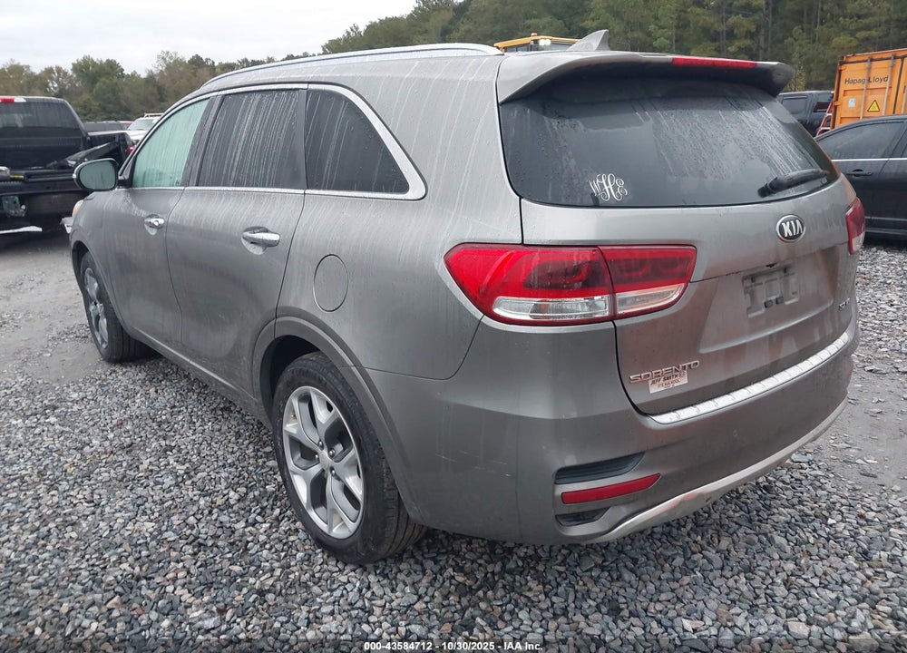 2016 KIA SORENTO 3.3L SX VIN: 5XYPK4A54GG085682