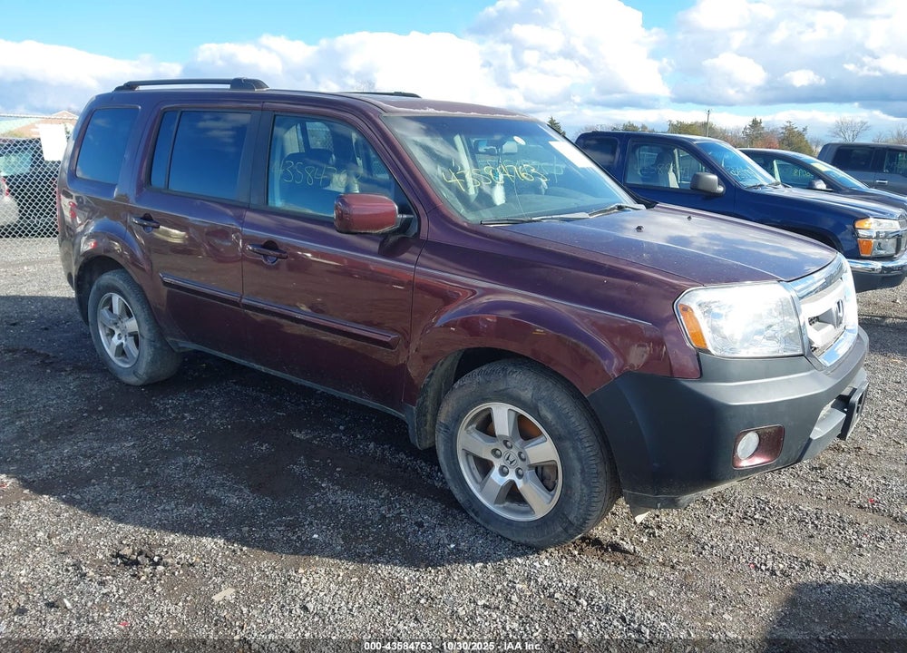 2011 HONDA PILOT EXL VIN: 5FNYF4H56BB054397