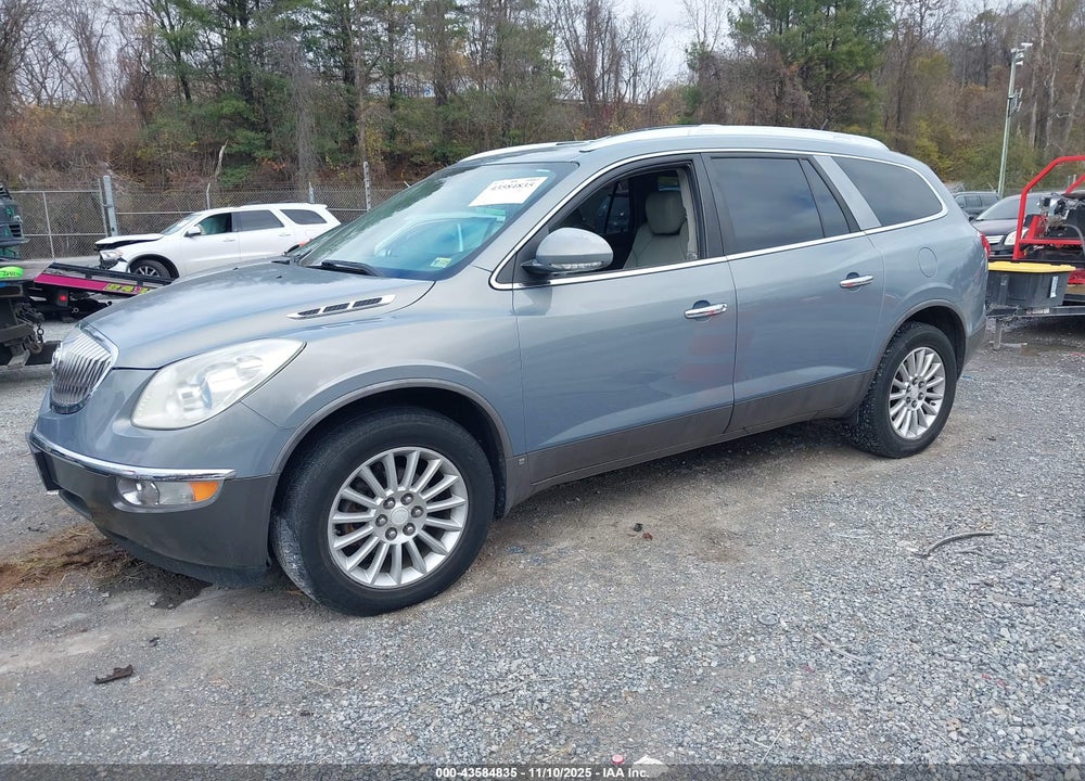 2008 BUICK ENCLAVE VIN: 5GAEV23708J135174
